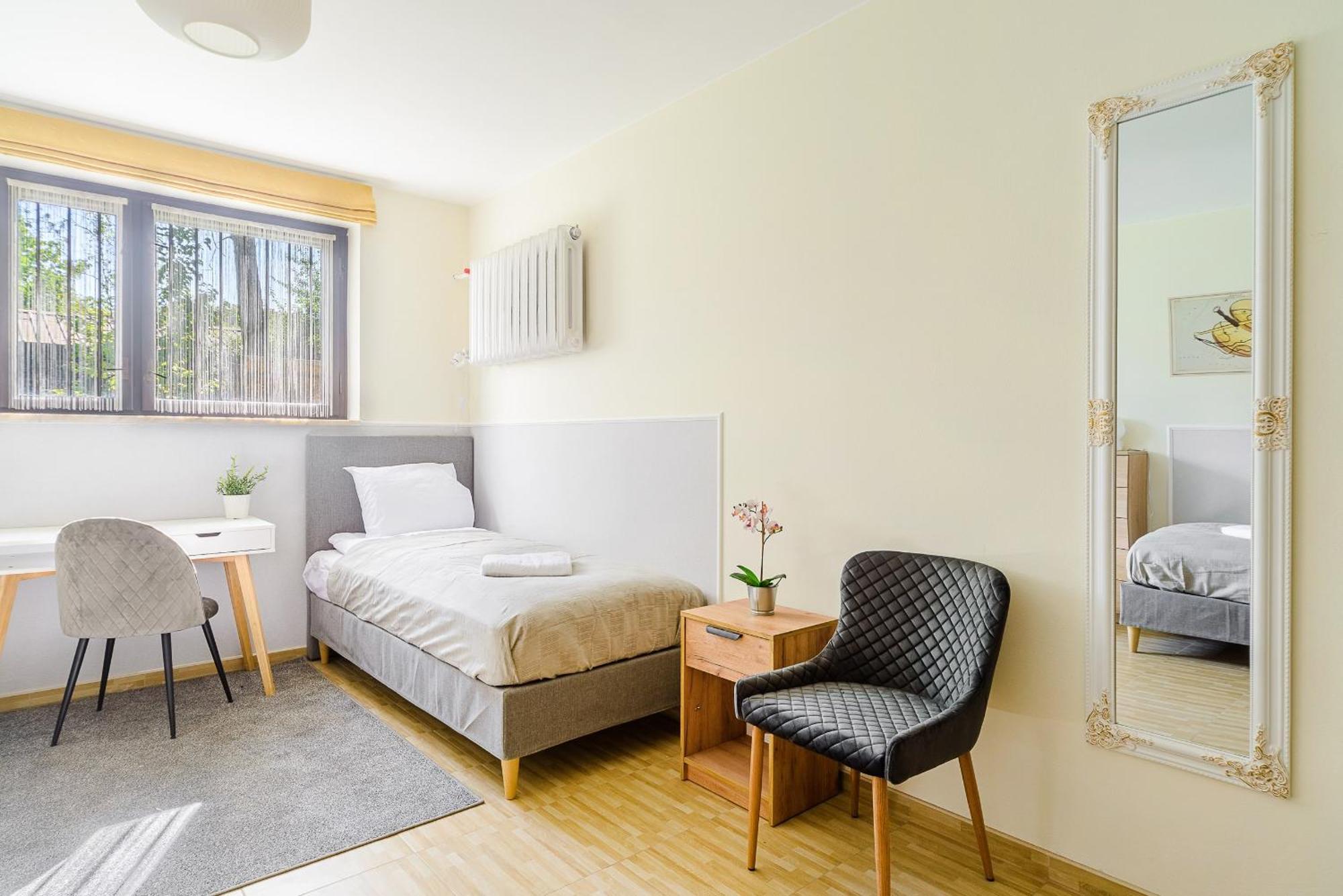 P&O Apartments Juhasow - Wawer ワルシャワ エクステリア 写真